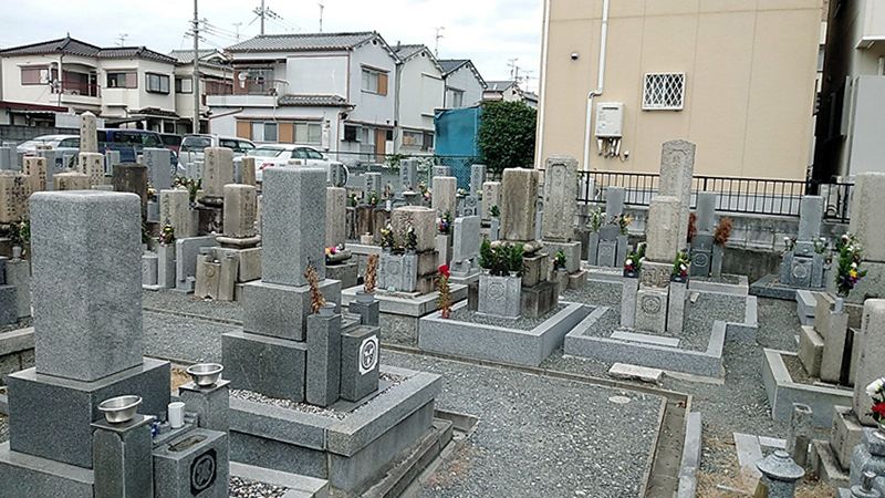 鳥飼西墓地