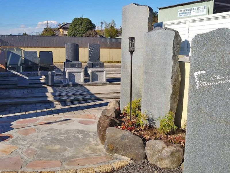 メモリーガーデン 彩の杜霊園