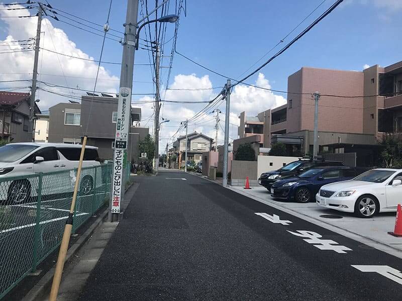 練馬ねむの木ガーデンへの道