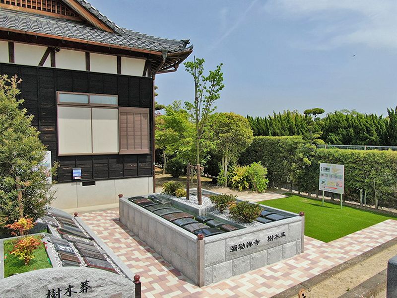 弥勒寺墓苑