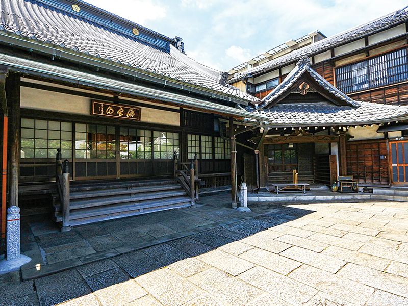 谷中天龍の杜