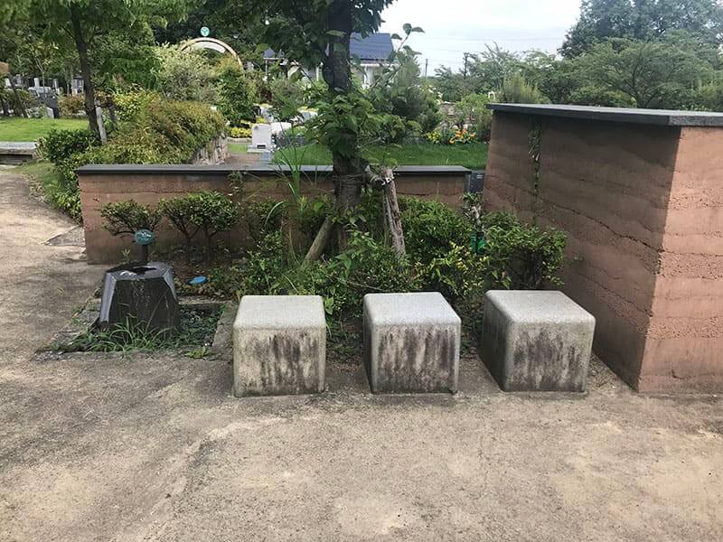 町田いずみ浄苑フォレストパークベンチ
