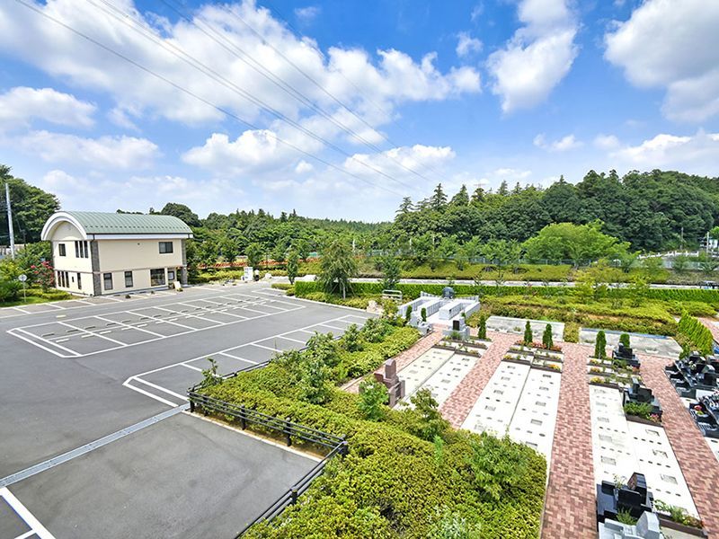 入口から墓域まで園内完全バリアフリー