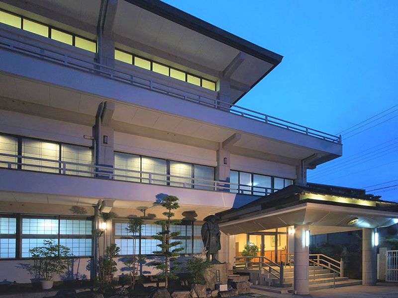 善立寺会館 新納骨堂