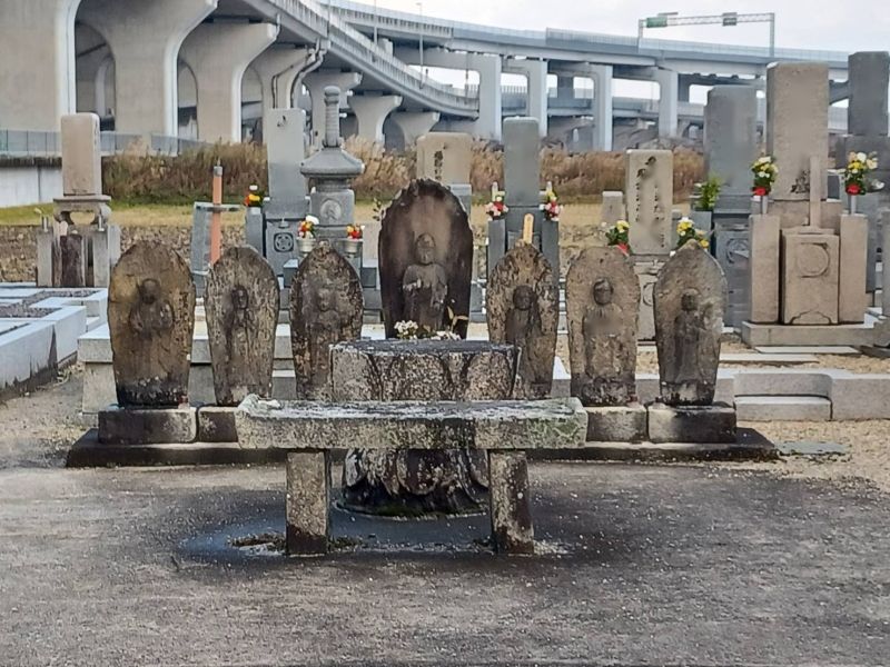 二階堂北菅田墓地