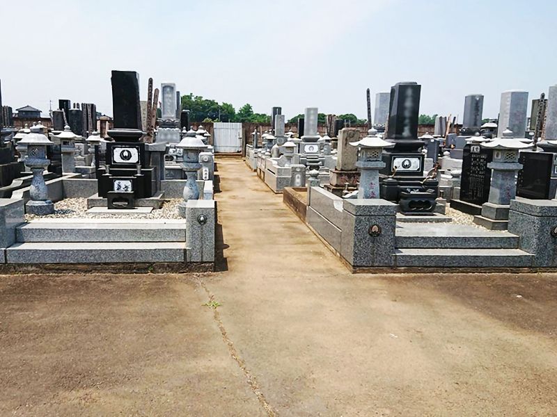 代の下共同墓地