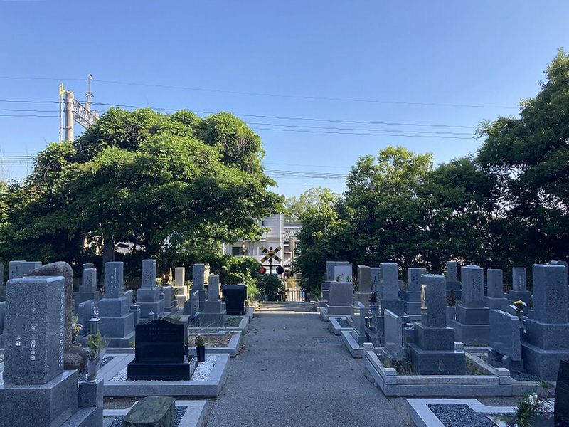 郡家西墓地