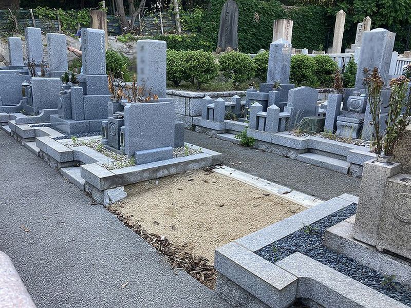 郡家西墓地
