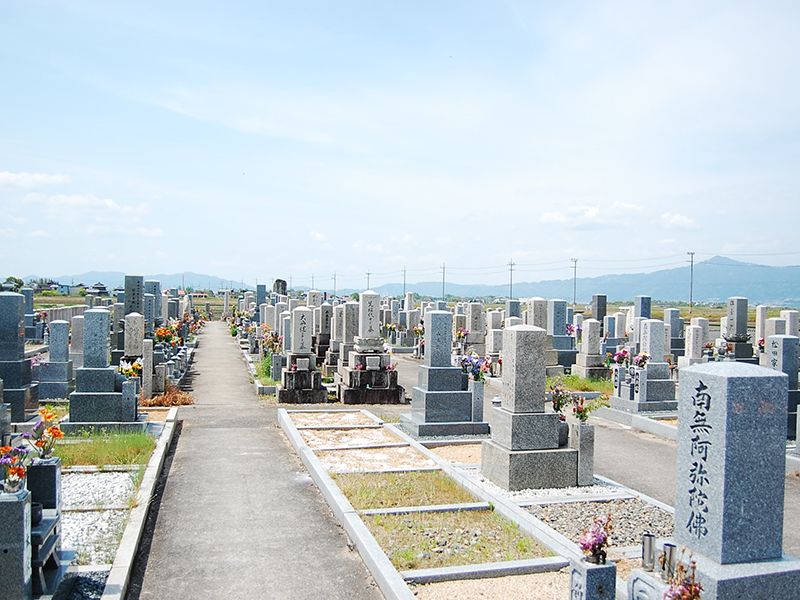 矢島墓地