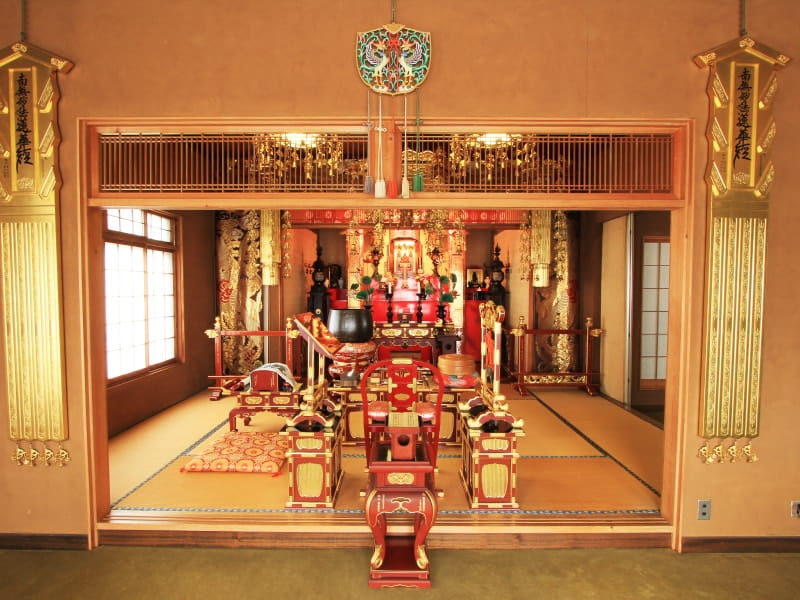 久榮山妙泉寺の中