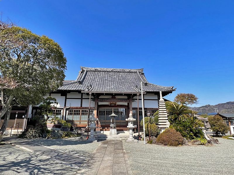 東学寺 のうこつぼ