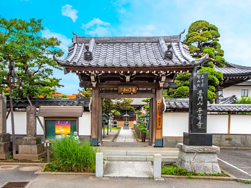 寺院の山門