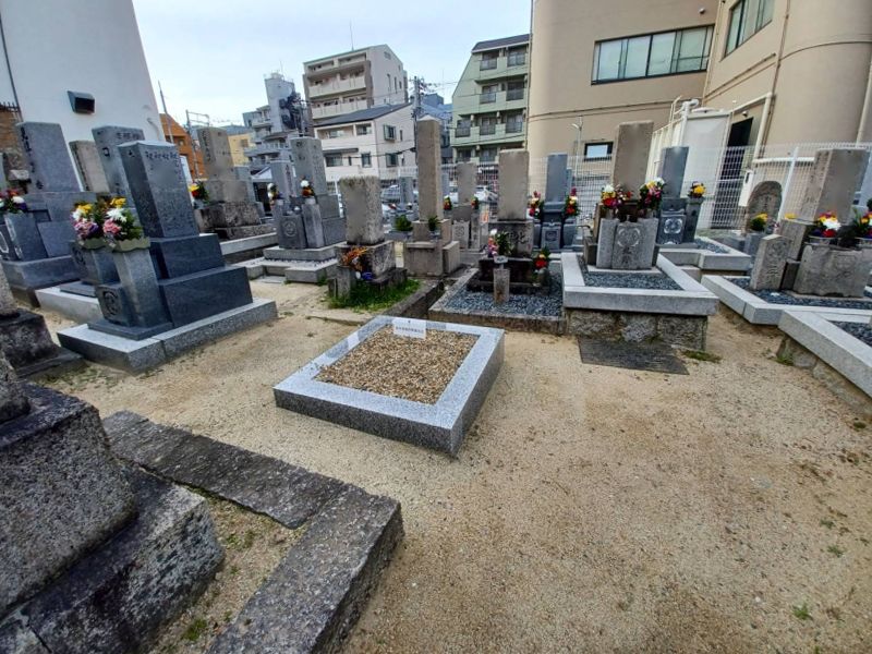 赤井氷野共同墓地