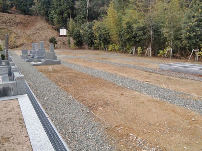 六甲八多霊園