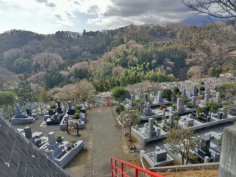 厚木霊園