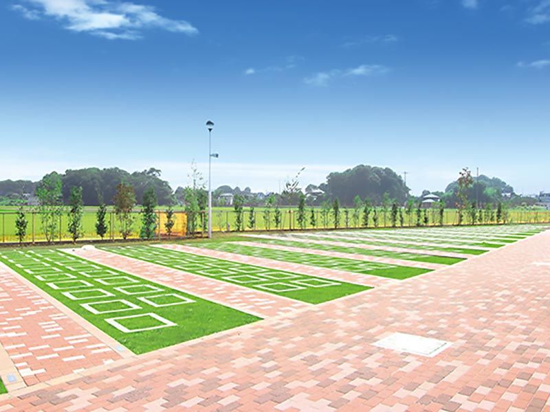 大宮霊園 第二期　区画整理された芝生墓地