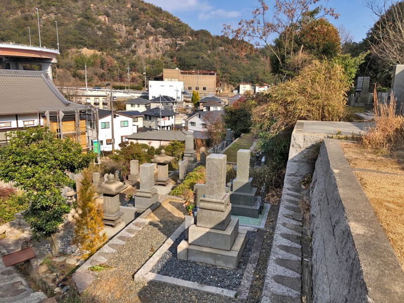 玉野市営 宇野西谷墓地