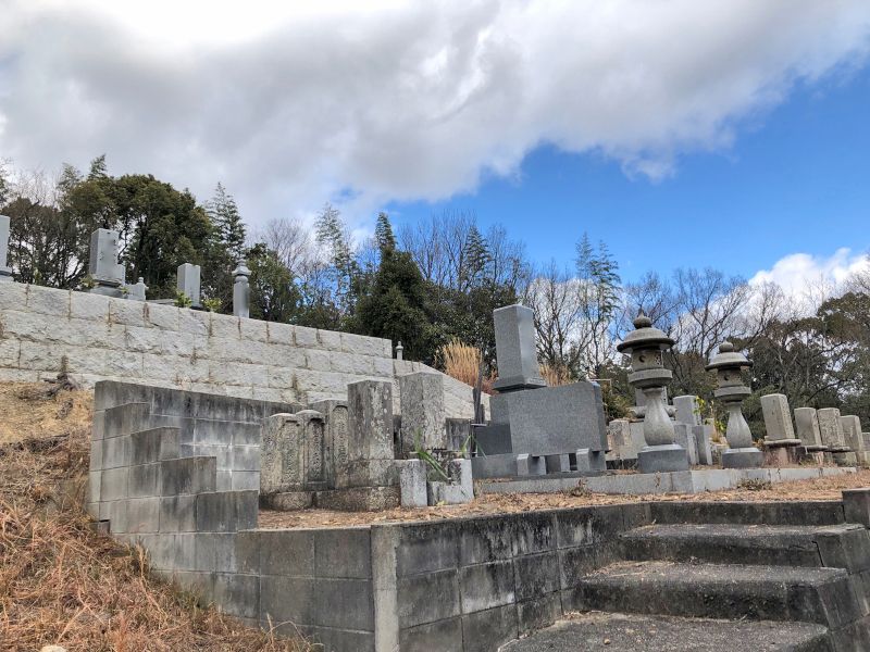 玉野市営 用吉井ノ奥墓地