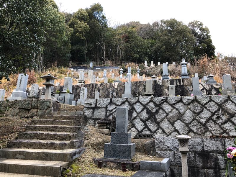 玉野市営 用吉井ノ奥墓地