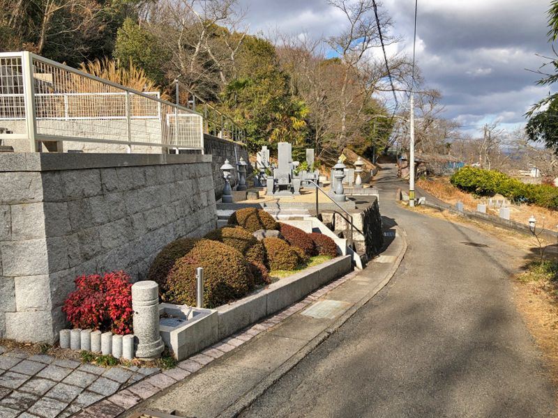 玉野市営 宇藤木カウゲ墓地