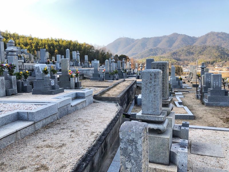 玉野市営 山田宝田場墓地