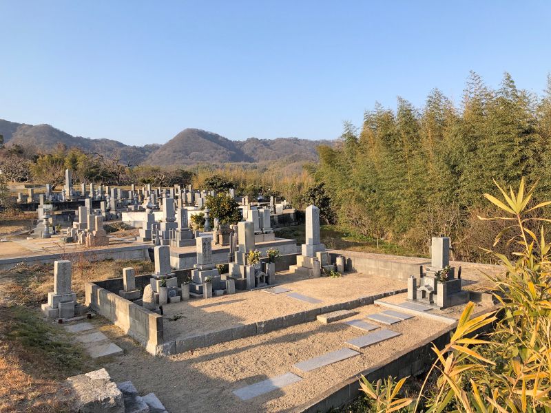 玉野市営 山田無動院墓地