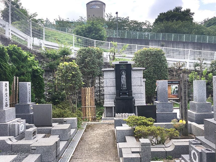 武蔵岡霊園10