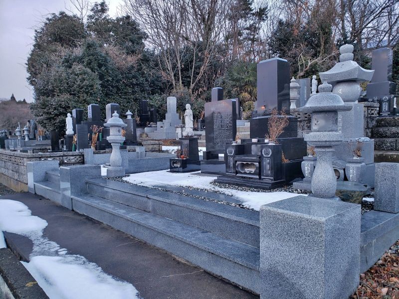 蛇田土和田山墓地