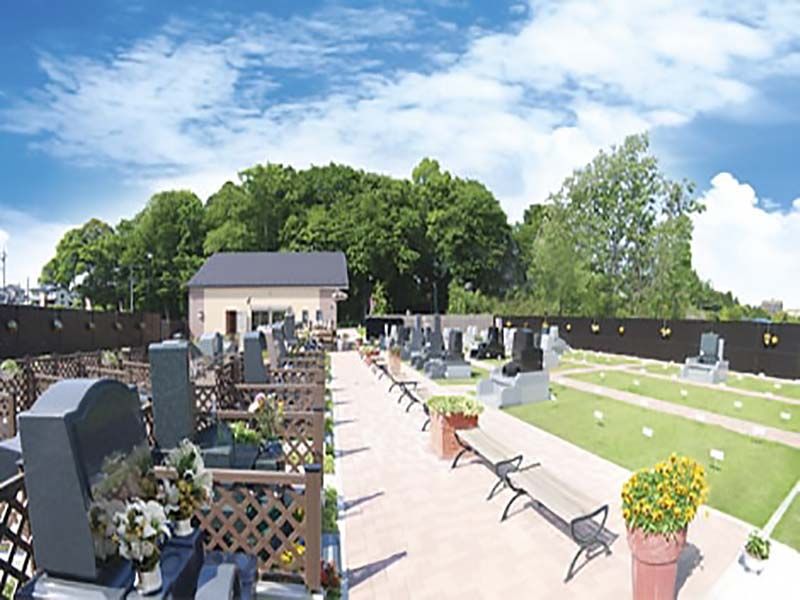 メモリアルスクエア運河　苑内風景