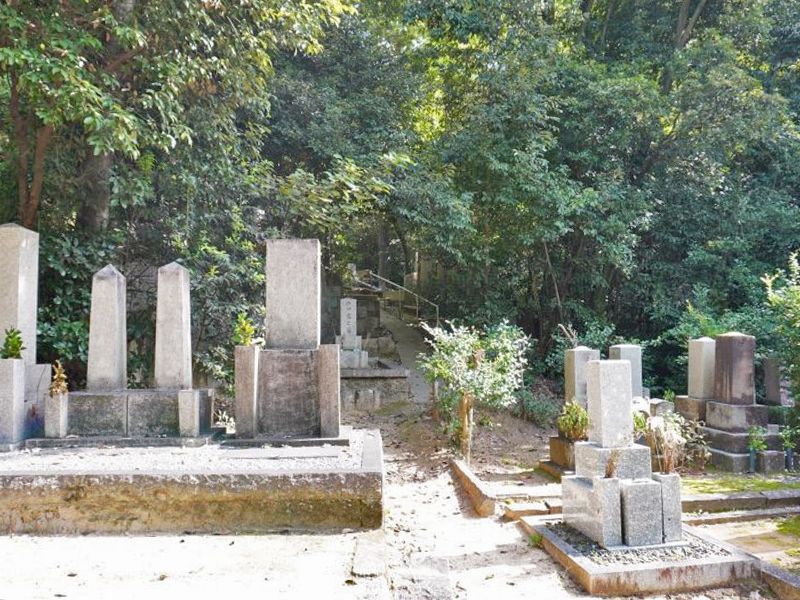 京都市営 宝塔寺山墓地