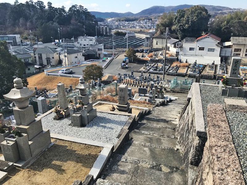 香滝共同墓地