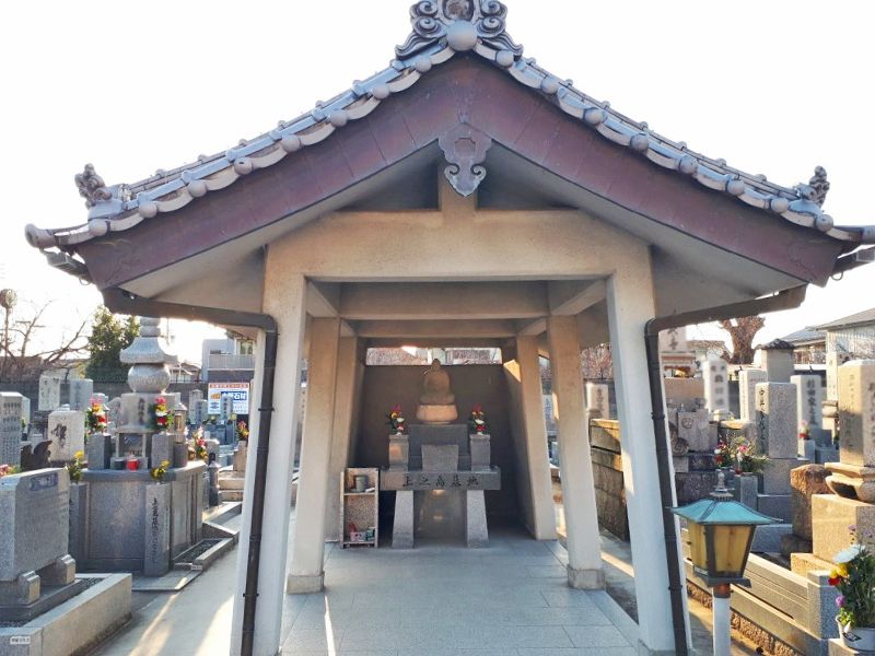 上之島墓地