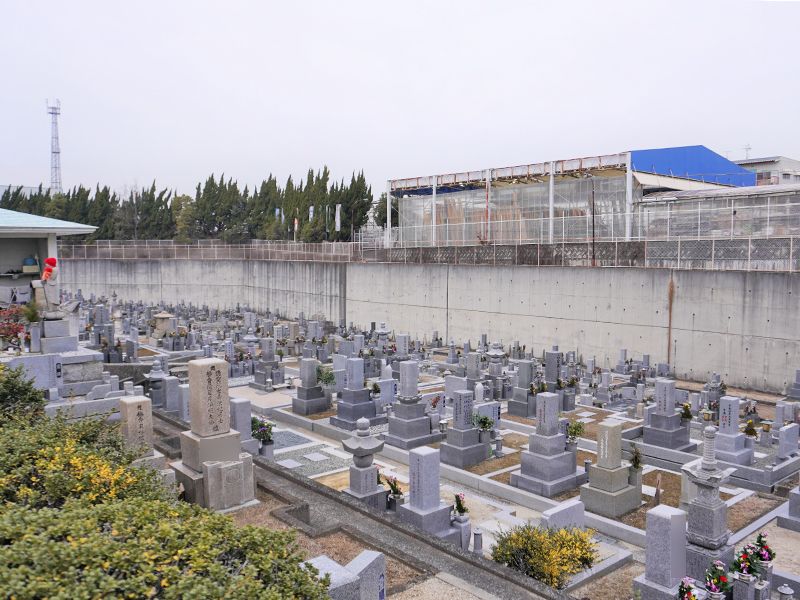 堺市南区岩室霊園