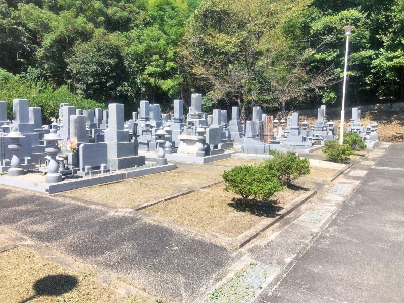 江田島市営 飛渡瀬墓地公園