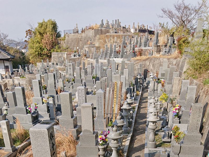 仁保本浦観音寺墓地