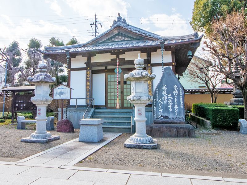 寺院建物の外観