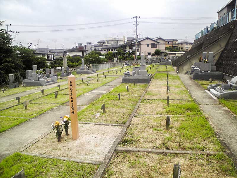 大阪狭山市公園墓地　墓地内風景