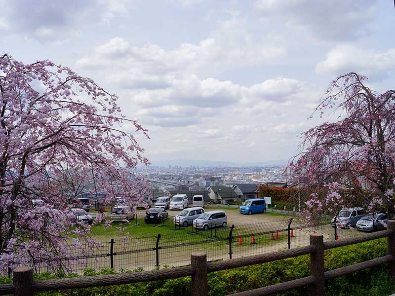 重願寺墓地