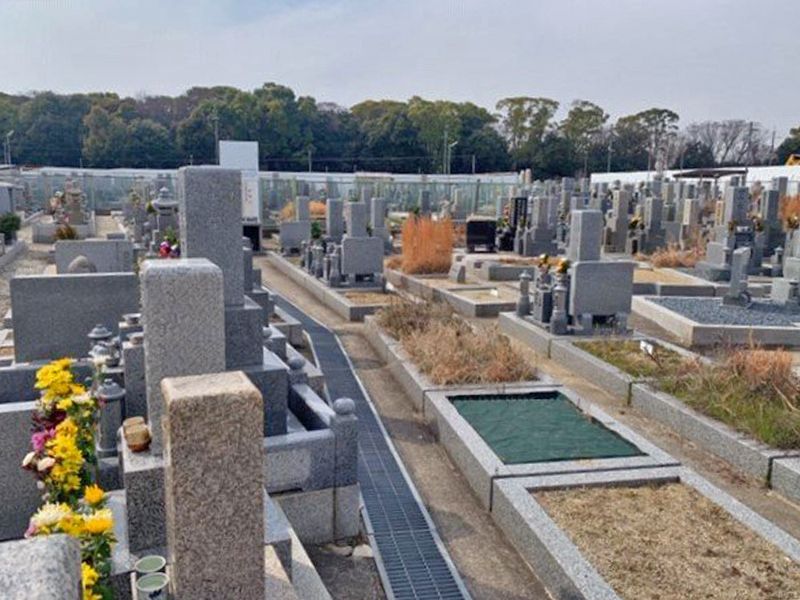 中村共同墓地