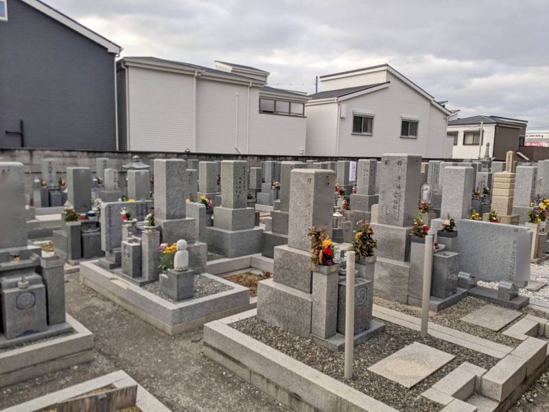 常福寺墓地