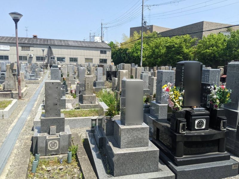 八尾市立 龍華墓地