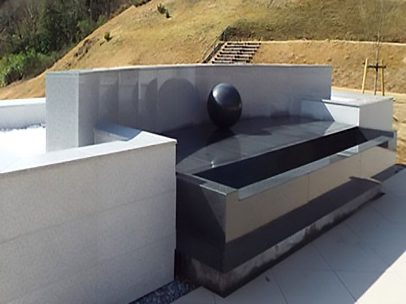 宝塚市立 宝塚すみれ墓苑