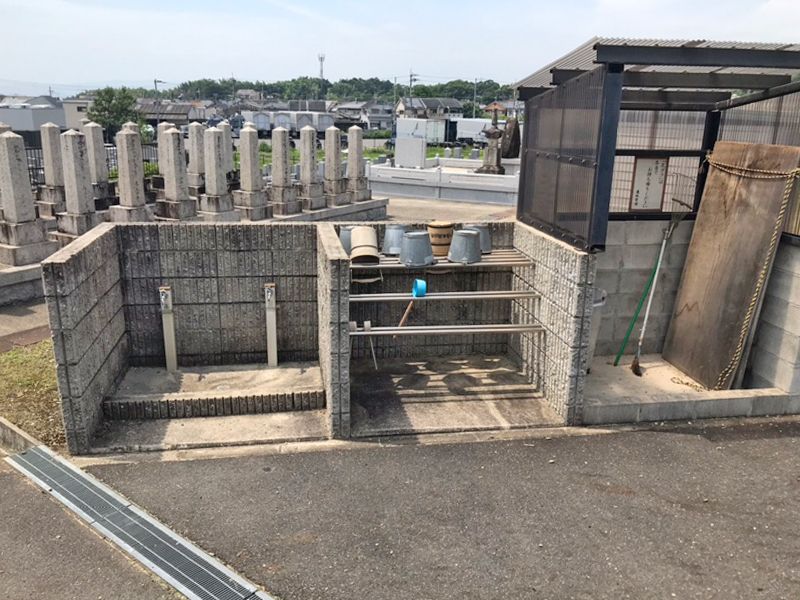 市辺共同墓地