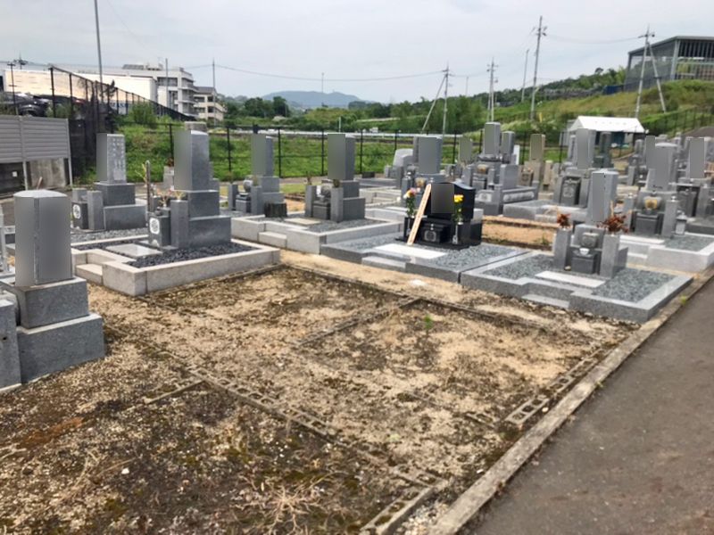 市辺共同墓地