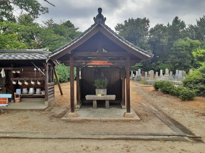 山田別所墓地