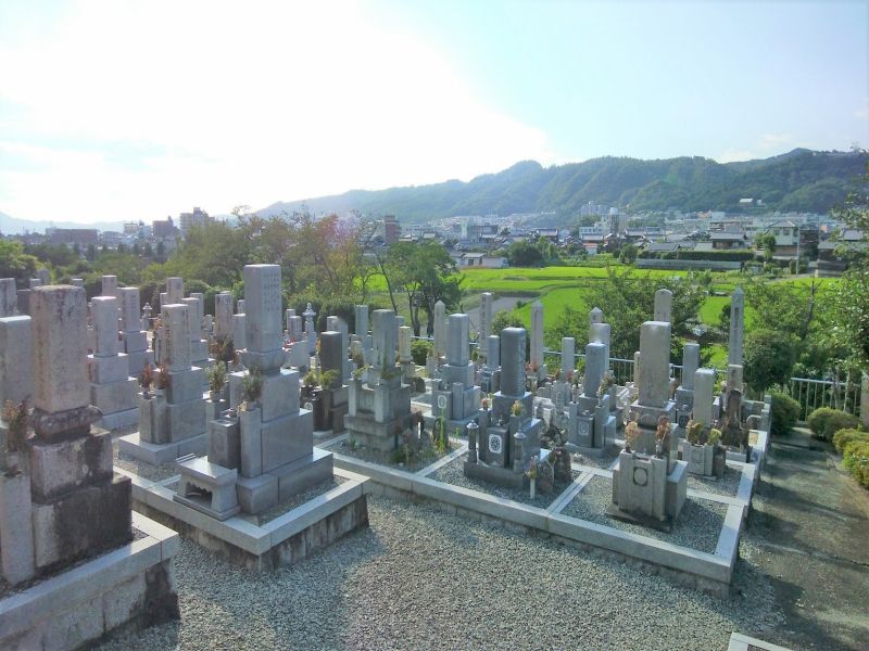 芝・坊島共同墓地