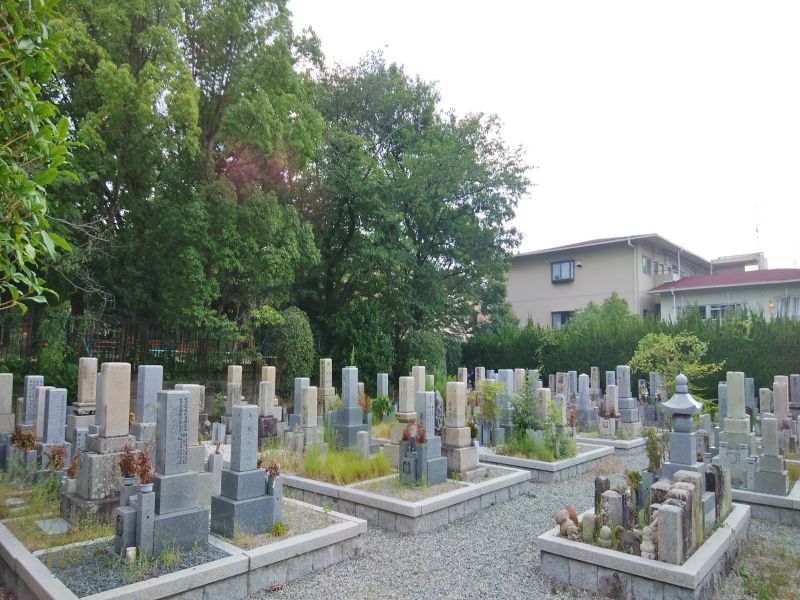 瀬川半町共有墓地