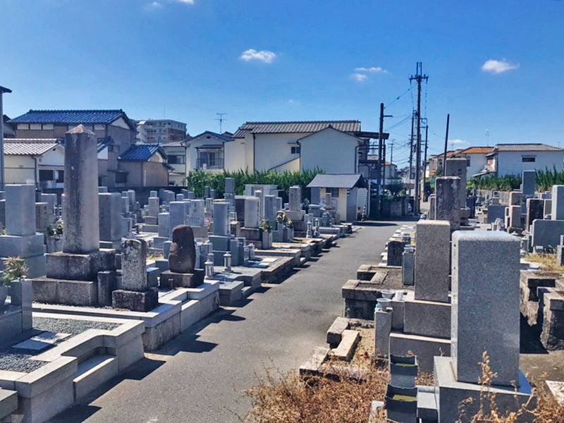 氷室墓地
