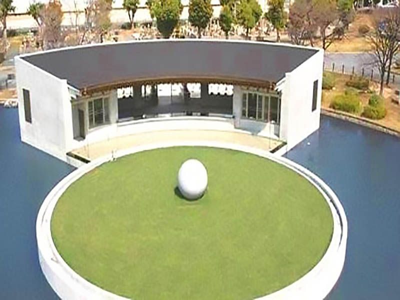 瓜破霊園の合葬墓地の全景