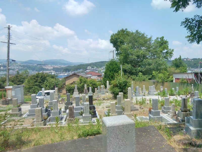 中川原財産区墓地